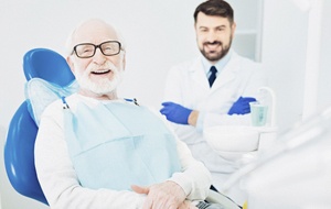 Man seeing dentist in Canonsburg