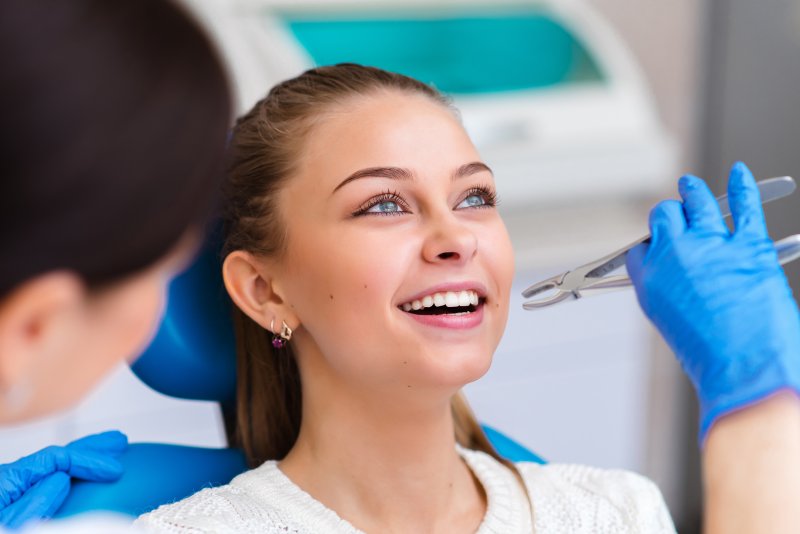 patient preparing for tooth extraction in Canonsburg